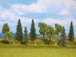 Blandskog, 10 st Barr- och Lövträd 10-14 cm, för skala H0 TT