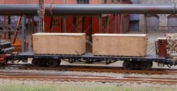 2 st mellanstora Trä Kistor Laserskurna H0