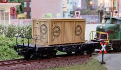 1 st Laserskuren Trä Kista "Lanz" H0