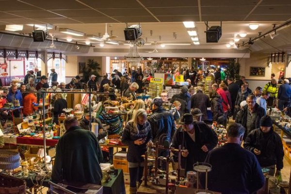 Nostalgimarknad Bergeforsparken 25 okt 2025