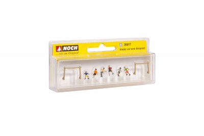 Barn på Fotbollsplan skala N