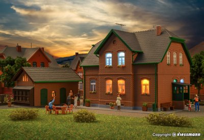 Arbetarbostad med sidobyggnad H0