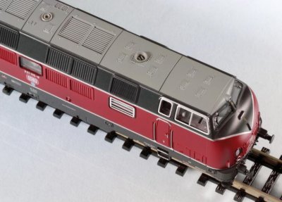 Diesellok Tyskt BR221 Analogt skala N