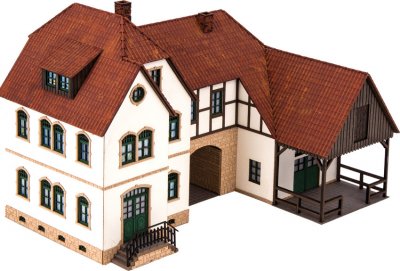 Laserskuren Byggsats "Linder" Pensionat på landet skala N
