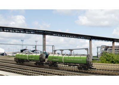 82532 Tankvagnar 2 st GREEN CARGO 